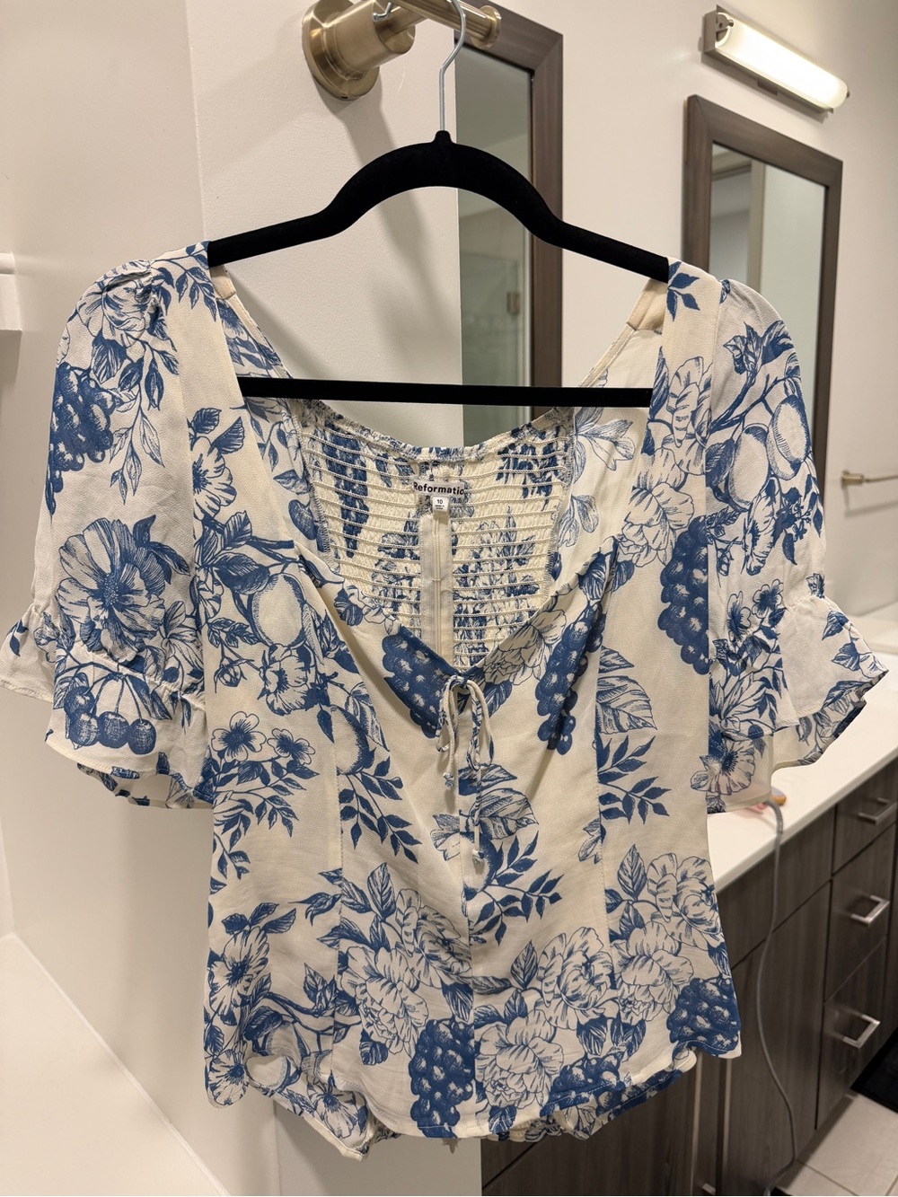 Floral Reformation Top - Picture 2 of 4